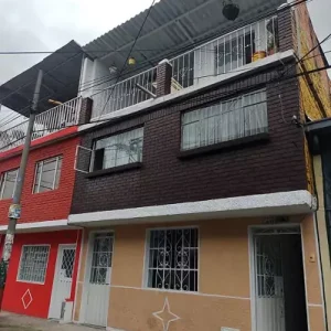 CASA EN VERSALLES