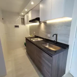 APARTAESTUDIO CALLE 170 PISO 26